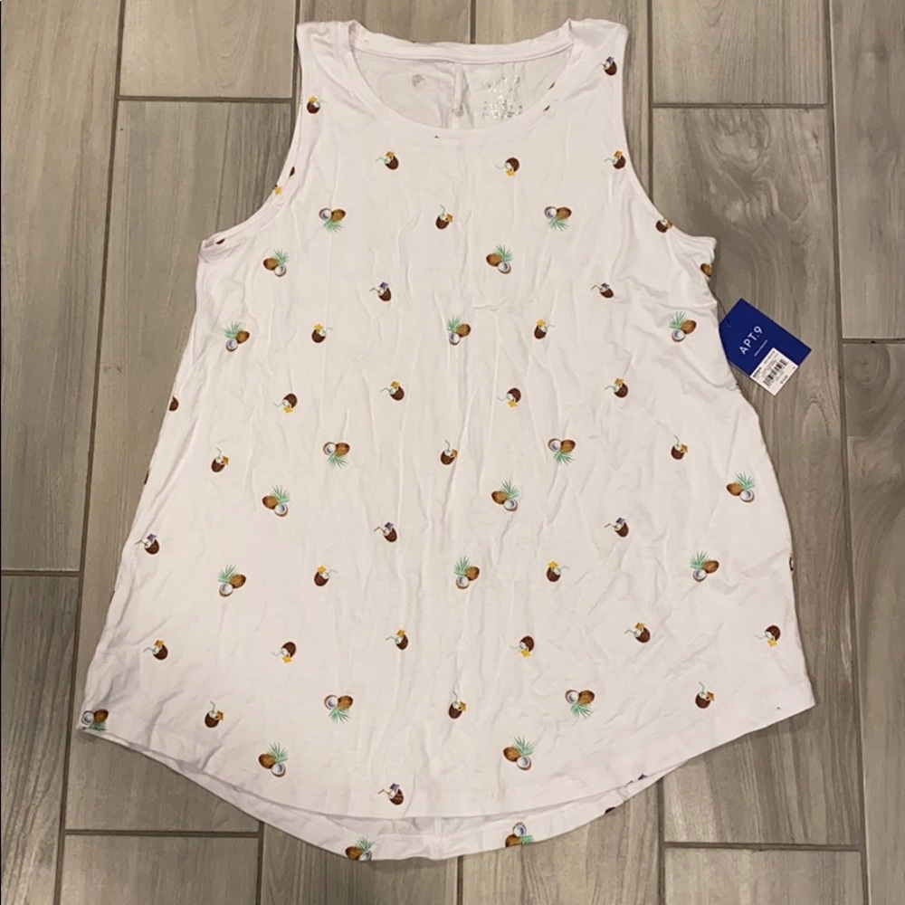 Apt 9 tank top NWT Size M